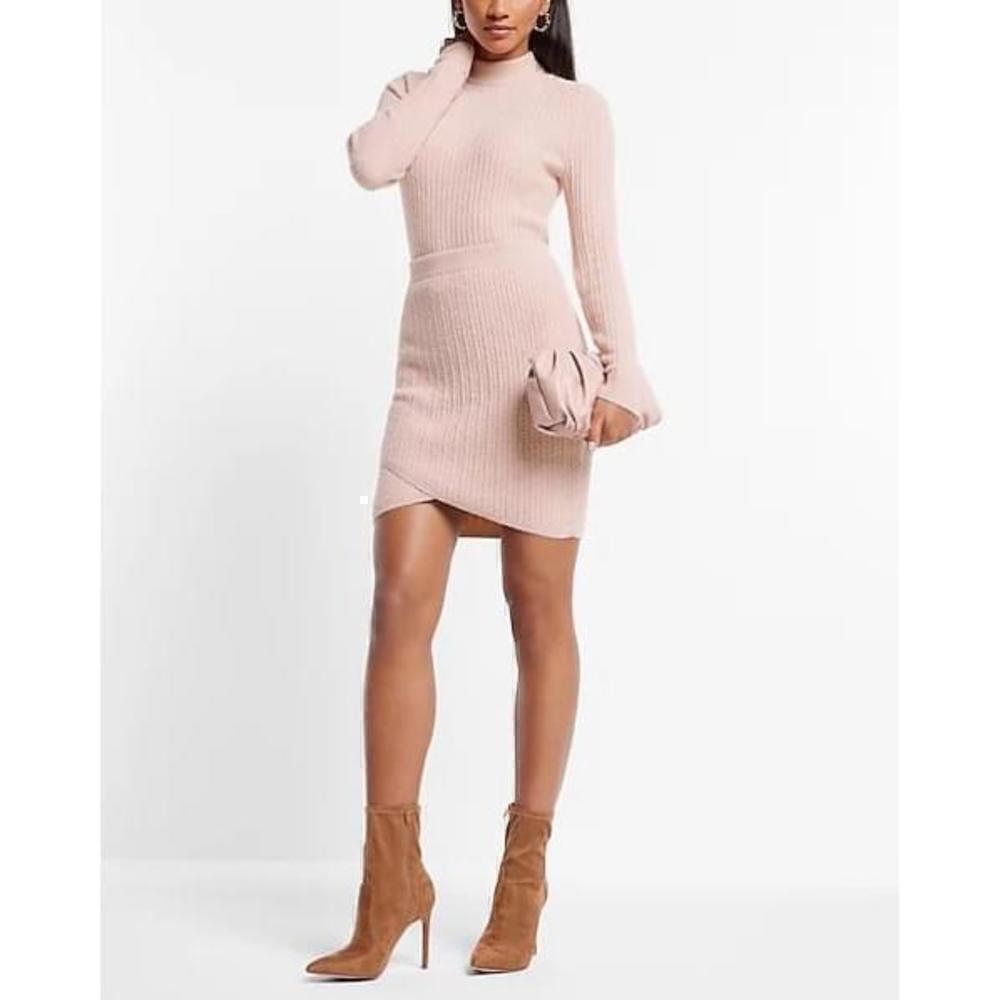 Express Super High Waisted Cable Knit Faux Wrap Mini Sweater Skirt NWT Pink SZ S